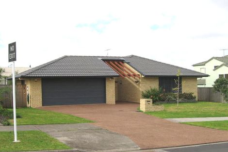 Photo of property in 34 San Valentino Drive, Henderson, Auckland, 0612