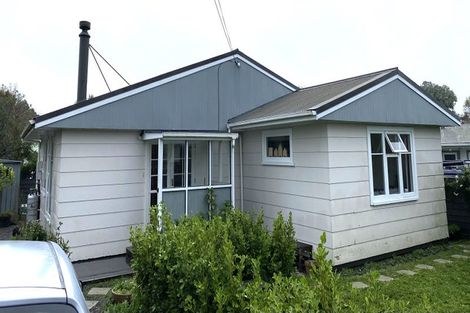 Photo of property in 29 Wallace Street, Featherston, 5710