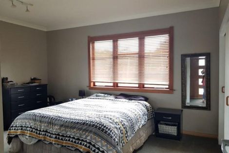 Photo of property in 313 Carrington Street, Vogeltown, New Plymouth, 4310