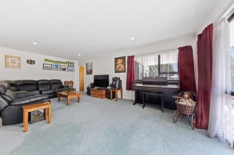 Photo of property in 5 Coles Road, Tuakau, 2121