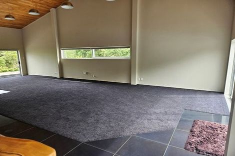 Photo of property in 69a Waikoukou Valley Road, Waimauku, 0882