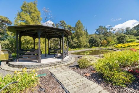 Photo of property in 42 Merewhira Road, Paremoremo, Albany, 0793