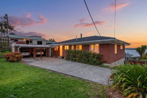 Photo of property in 1 Hawkes Street, Onerahi, Whangarei, 0110