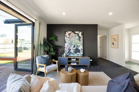 Photo of property in 100 Morrow Avenue, St Andrews, Hamilton, 3200