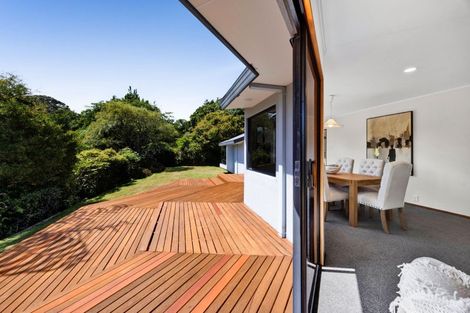 Photo of property in 6 Bushview Place, Upper Vogeltown, New Plymouth, 4310