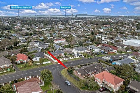 Photo of property in 80 Eban Avenue, Hillcrest, Auckland, 0627