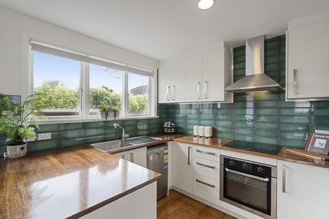 Photo of property in 4/3 Fortune Lane, Trentham, Upper Hutt, 5018