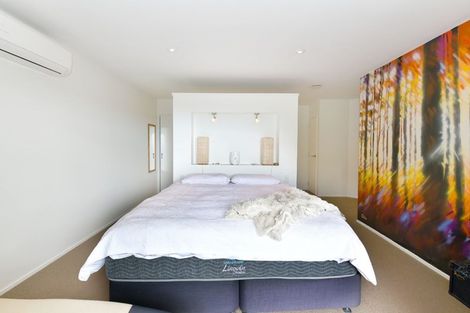 Photo of property in 35 Landvale Court, Browns Bay, Auckland, 0630