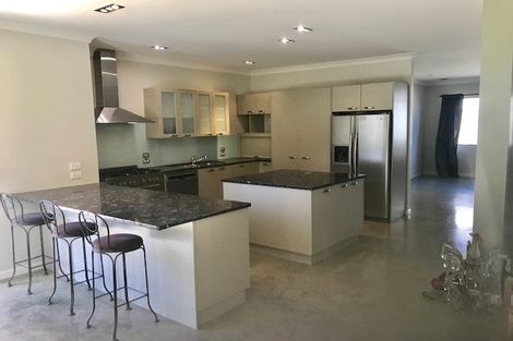 Photo of property in 68 Shelter Drive, Greenhithe, Auckland, 0632