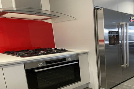 Photo of property in 4/1 Manuka Road, Bayview, Auckland, 0629