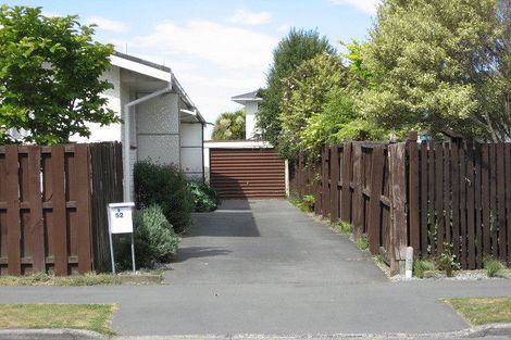 Photo of property in 1/52 Royal Park Drive, Parklands, Christchurch, 8083
