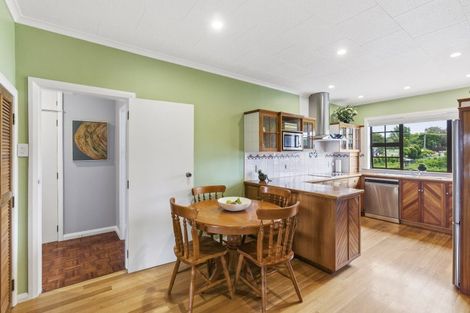 Photo of property in 15 Koputaroa Road, Levin, 5575