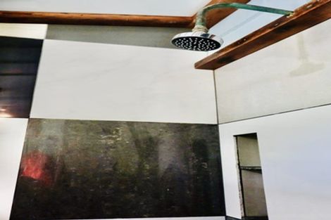 Photo of property in 7 James Road, Maungaturoto, 0587