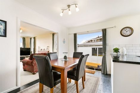 Photo of property in 24 Addison Street, Blockhouse Bay, Auckland, 0600