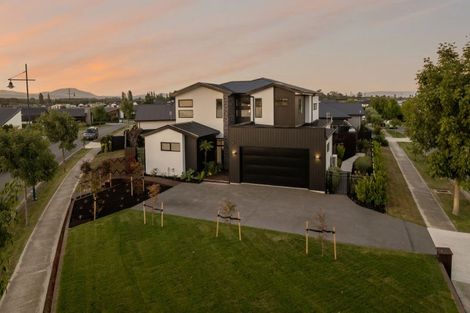 Photo of property in 1 De Surville Way, Pegasus, 7612