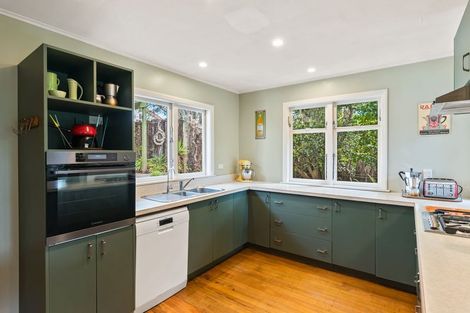 Photo of property in 23 Tui Road, Raumati Beach, Paraparaumu, 5032