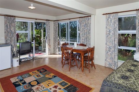 Photo of property in 36 Rewa Rewa Valley, Tairua, 3508