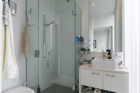 Photo of property in Sentinel Apartments, 1402/3 Northcroft Street, Takapuna, Auckland, 0622
