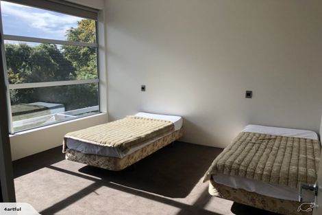 Photo of property in 62 Dyers Pass Road, Cashmere, Christchurch, 8022