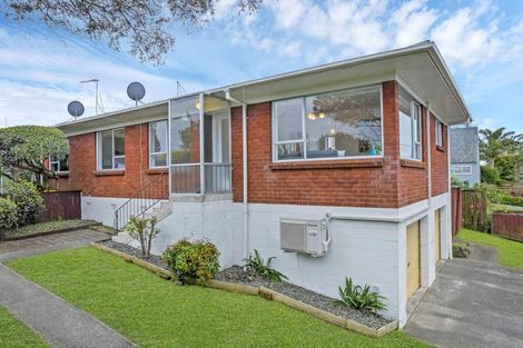 Photo of property in 1/60 Stanniland Street, Sunnyhills, Auckland, 2010