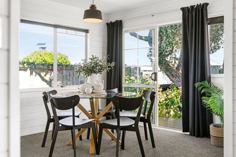 Photo of property in 5a Links Avenue, Mount Maunganui, 3116