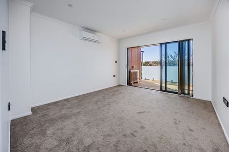 Photo of property in 4/25 Griffen Park Road, Mount Roskill, Auckland, 1041