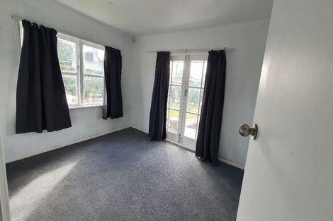 Photo of property in 1 Chippendale Crescent, Birkdale, Auckland, 0626