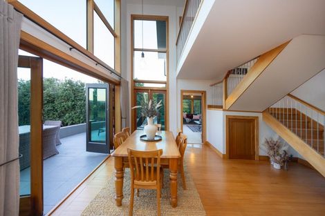 Photo of property in 45 The Strand, Fitzherbert, Palmerston North, 4410