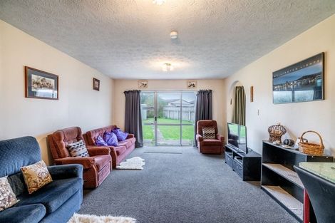 Photo of property in 80 Mavora Crescent, Heidelberg, Invercargill, 9812