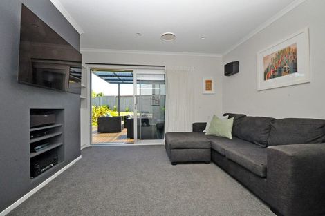 Photo of property in 9 Magnolia Lane, Kaukapakapa, Helensville, 0875