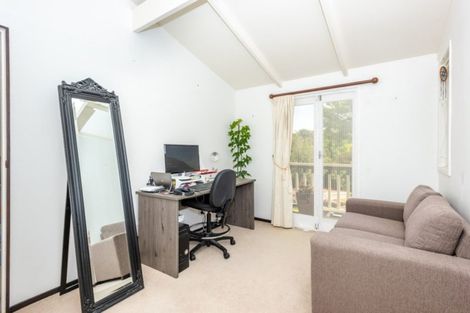 Photo of property in 15 Stanford Crescent, Whataupoko, Gisborne, 4010