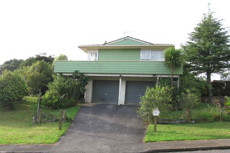 Photo of property in 9 Easter Parade, Glen Eden, Auckland, 0602
