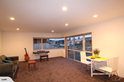 Photo of property in 10a Alice Avenue, Orewa, 0931