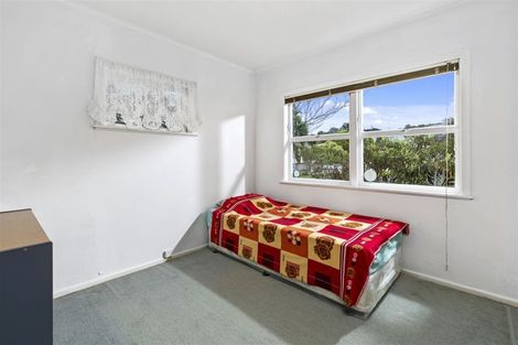 Photo of property in 1/30 Weldene Avenue, Glenfield, Auckland, 0629