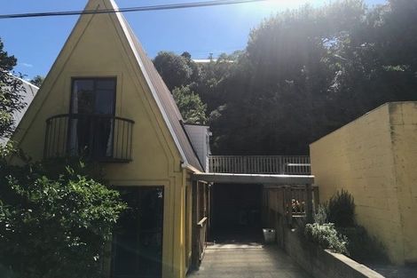 Photo of property in 11 Melrose Crescent, Melrose, Wellington, 6023