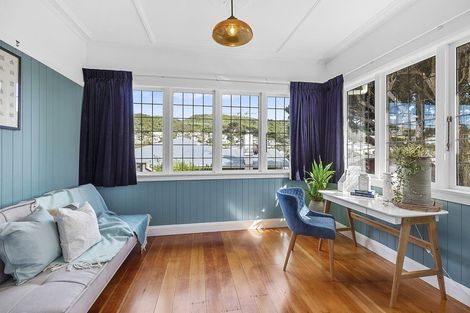 Photo of property in 17 Tamar Street, Island Bay, Wellington, 6023