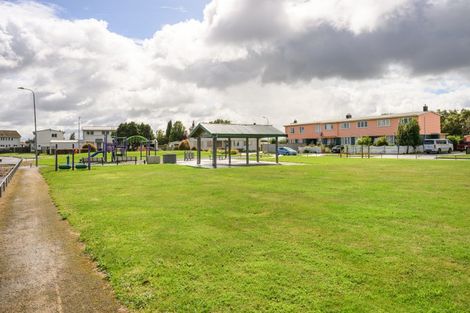 Photo of property in 26 Farnham Avenue, Highbury, Palmerston North, 4412