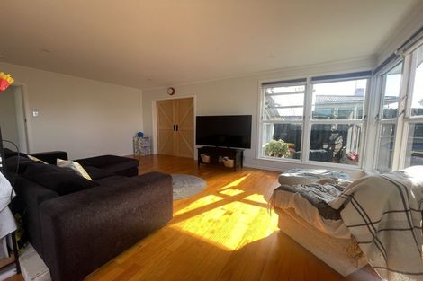Photo of property in 8 Pandora Place, Pakuranga, Auckland, 2010