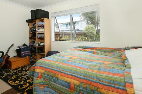 Photo of property in 1/3185 Great North Road, New Lynn, Auckland, 0600