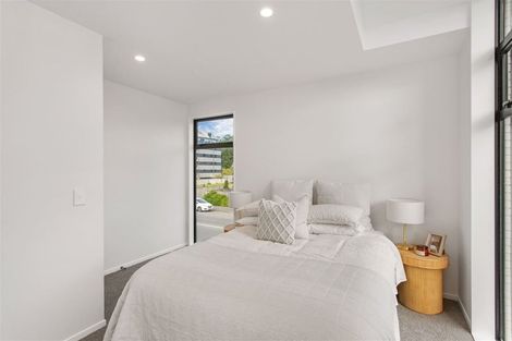 Photo of property in 2/57 Carlton Mill Road, Merivale, Christchurch, 8014