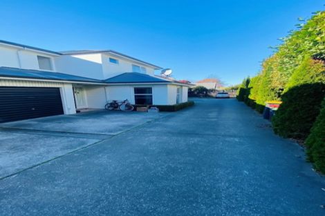 Photo of property in 2/58 Office Road, Merivale, Christchurch, 8014