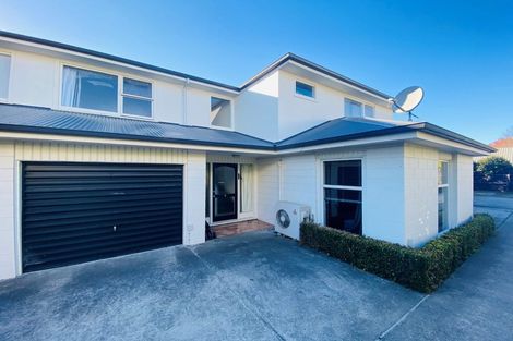Photo of property in 2/58 Office Road, Merivale, Christchurch, 8014