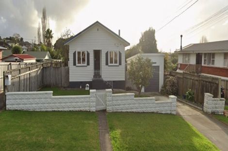 Photo of property in 10 Copley Street, New Lynn, Auckland, 0600
