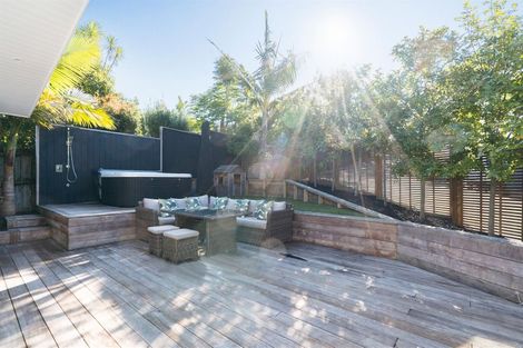 Photo of property in 265a Vipond Road, Stanmore Bay, Whangaparaoa, 0932