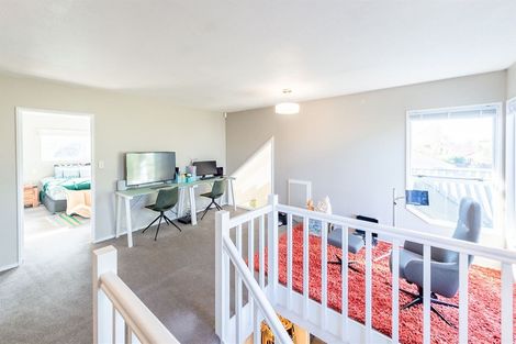 Photo of property in 5 Shanaway Close, Halswell, Christchurch, 8025