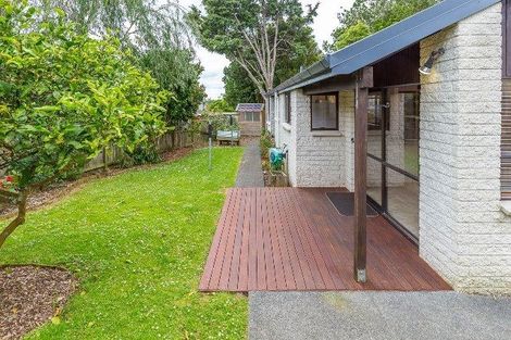 Photo of property in 5 Totara Grove, Hillcrest, Auckland, 0627