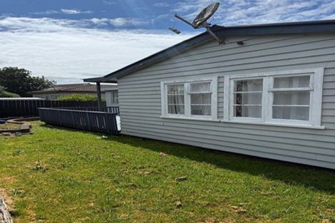 Photo of property in 2/18 Tahi Terrace, Glen Eden, Auckland, 0602