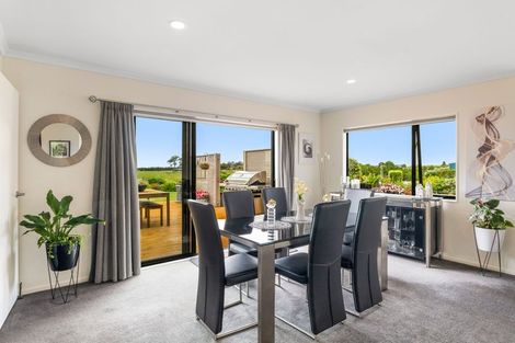 Photo of property in 98 Pitt Road, Hillsborough, New Plymouth, 4372