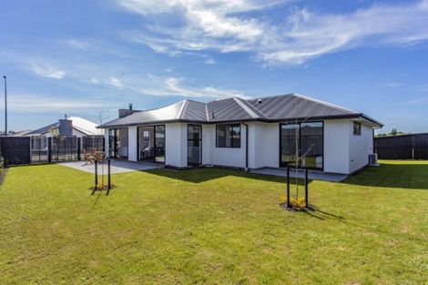 Photo of property in 27 Durells Crescent, Kaiapoi, 7630