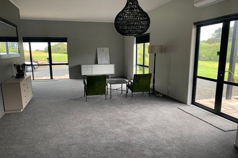 Photo of property in 247 Brookby Road, Brookby, Manurewa, 2576